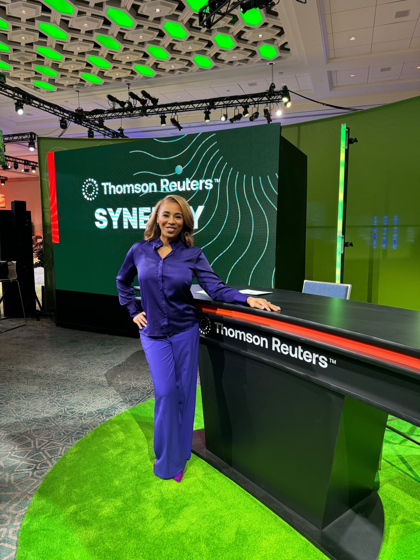 Broadcast desk, Thomson Reuters Synergy